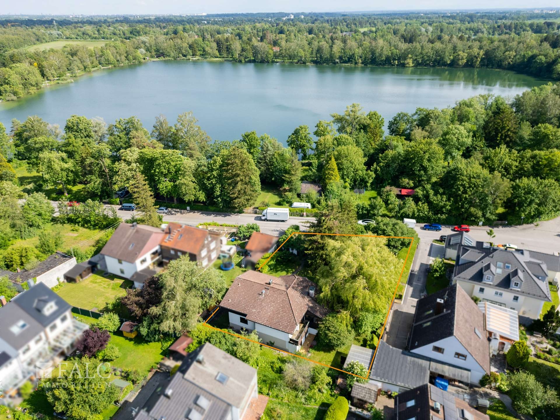 Grundstück mit Seeblick